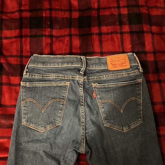 Women’s Levi’s Size 27, Style : 710 Super Skinny - Picture 2 of 2